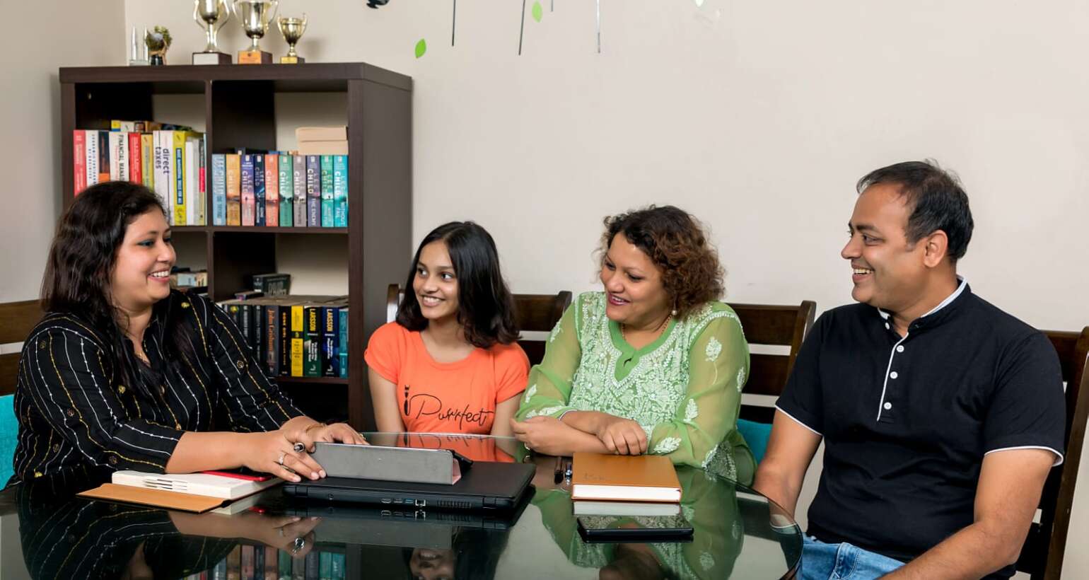 Parents’ Guide to Supporting Children in Career Choices Without Pressure